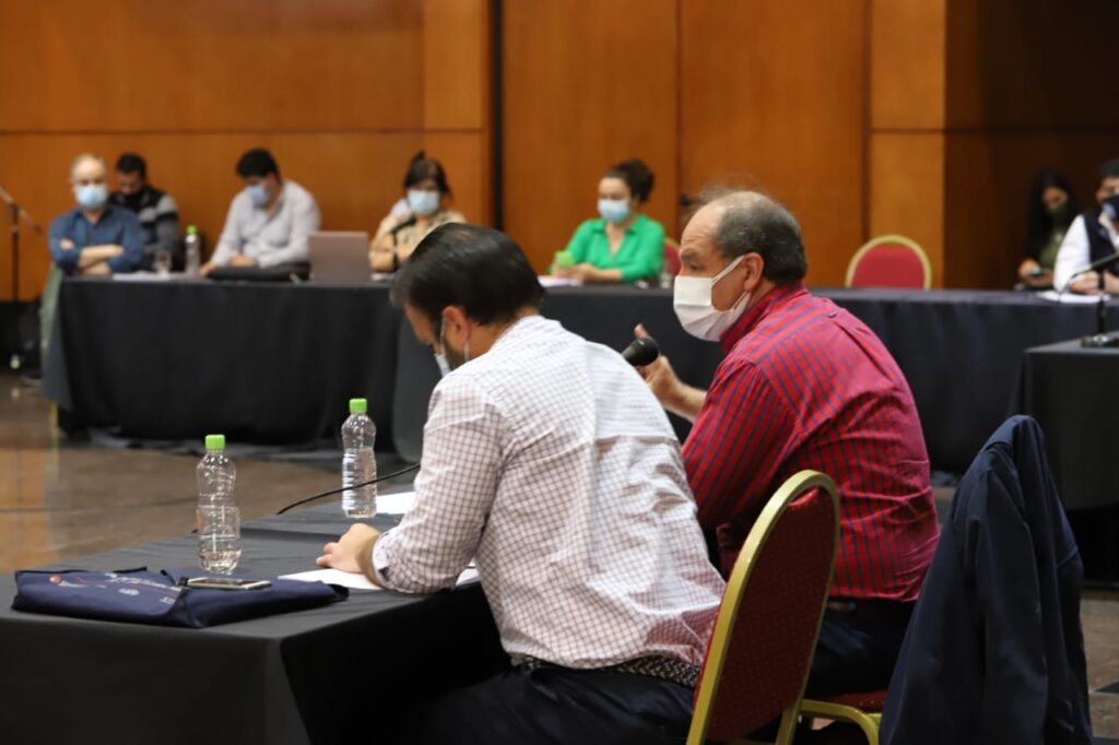 238118F7-61FD-4096-9A15-BB7921AD0778