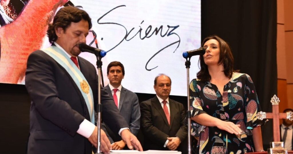 71F381A7-40EC-4EF4-B067-21EC8C262B2E