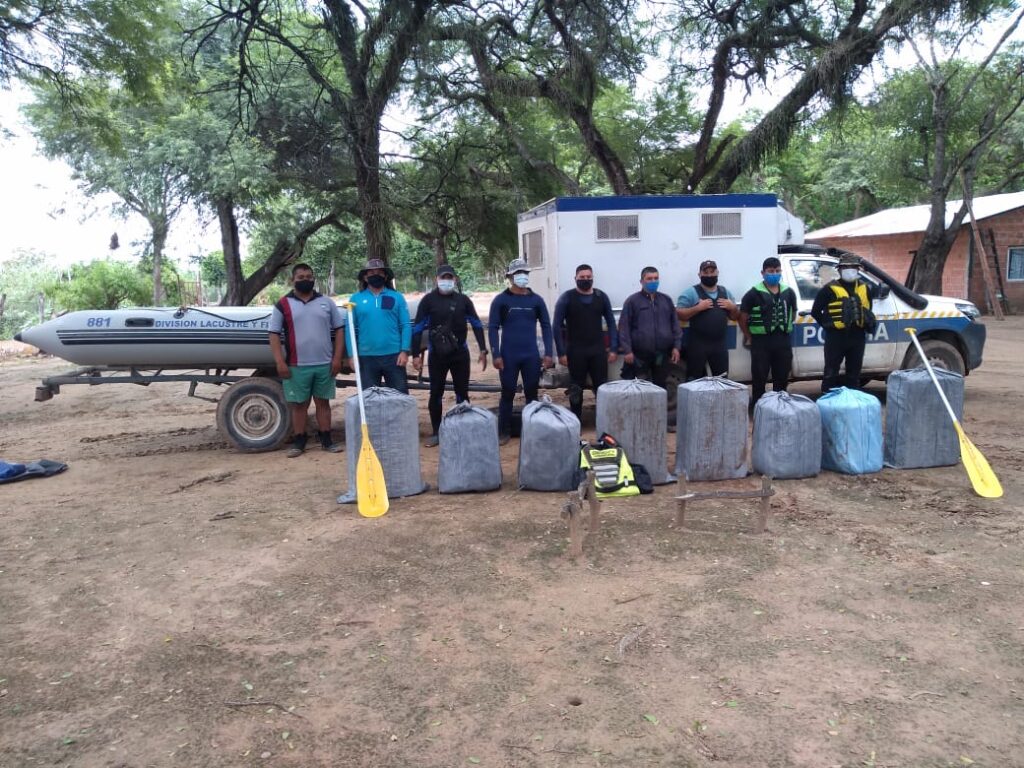 18816F54-6ACB-4512-AF98-68C73DCC9B1A