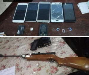 8B0C9979-4C7D-4055-9E38-7C4CA540C4B9