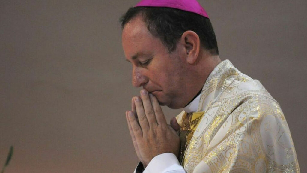 12088F3B-D5B6-44FF-8DF2-88D50F1AD5CF