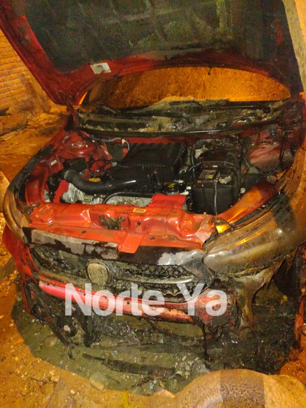 2B9F1844-89D3-4DC3-BFC6-C66E044C7ED8