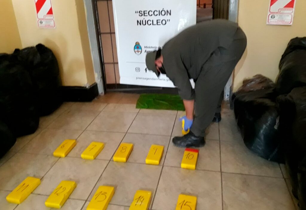 4C7EBD29-D923-48E7-A31A-34F865758BE6