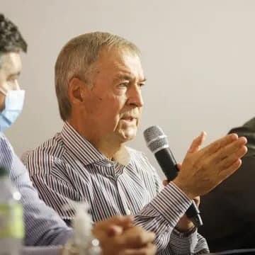 0842EF34-73C4-42E4-9F17-B27D5BD372F4