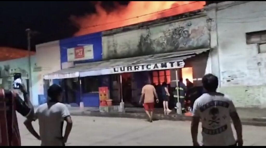 E2CB7774-FB93-4D6C-8233-4B331AA742F2