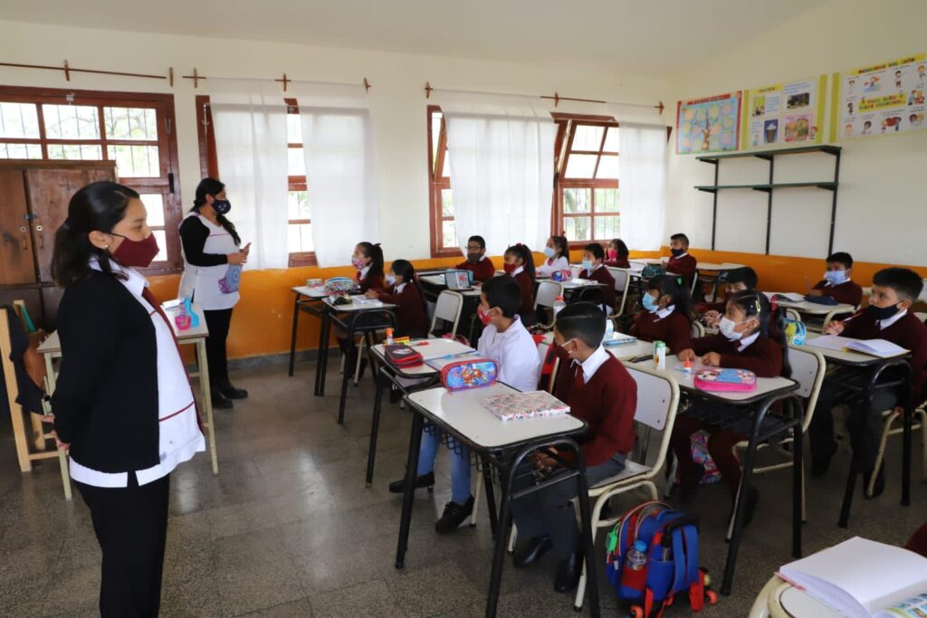 E2041AEC-F2DB-4456-9423-05FE021DE047