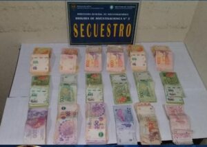 DINERO ORAN