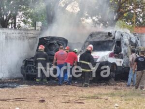 AMBULANCIA INCENDIADA