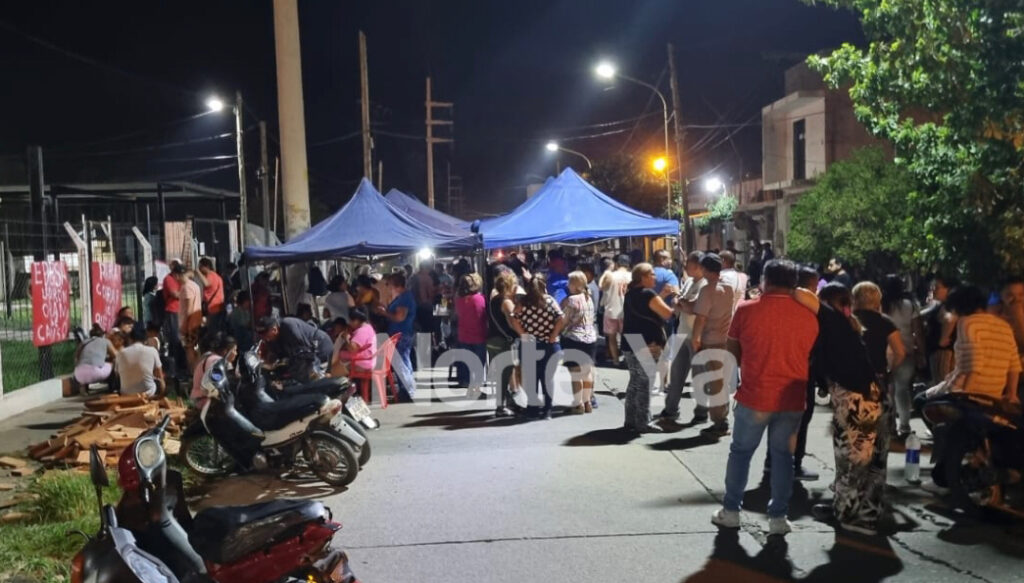 173CFE2B-4A7B-4900-BADE-12633F02C430