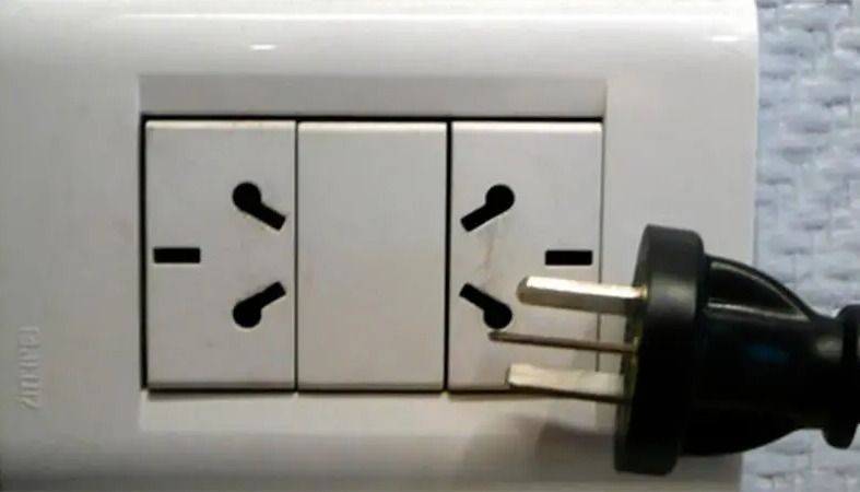 2FD8B28F-DD98-4668-94B5-65152E276D95