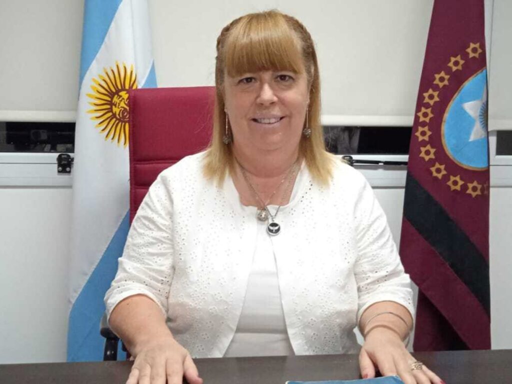 CC54E9F6-C811-499B-BE27-657013429B41