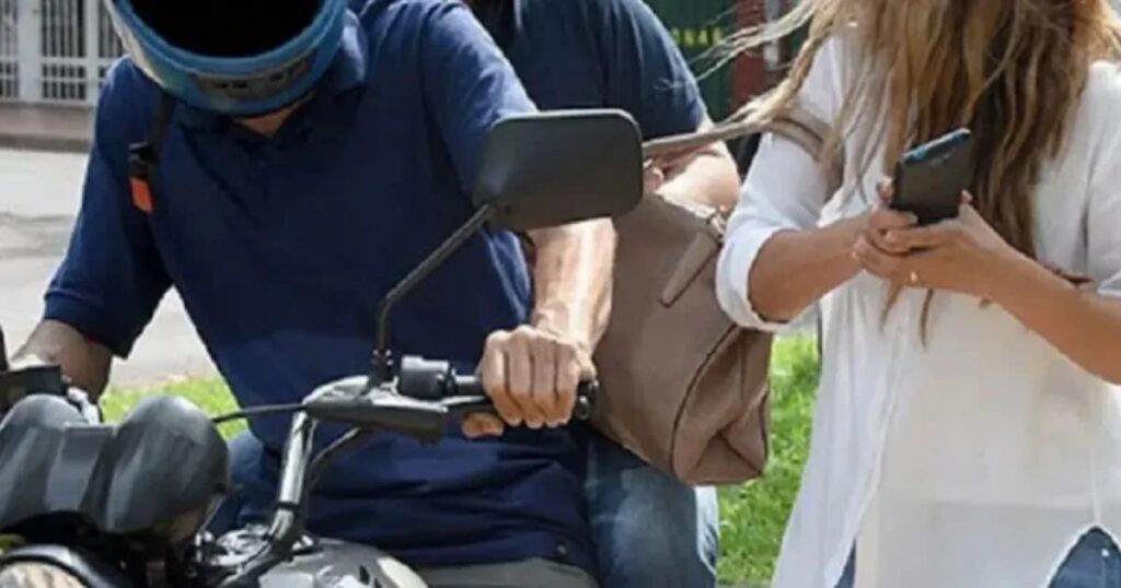 0ECDA795-BE20-4C0B-AFA9-0643CB06BFE4