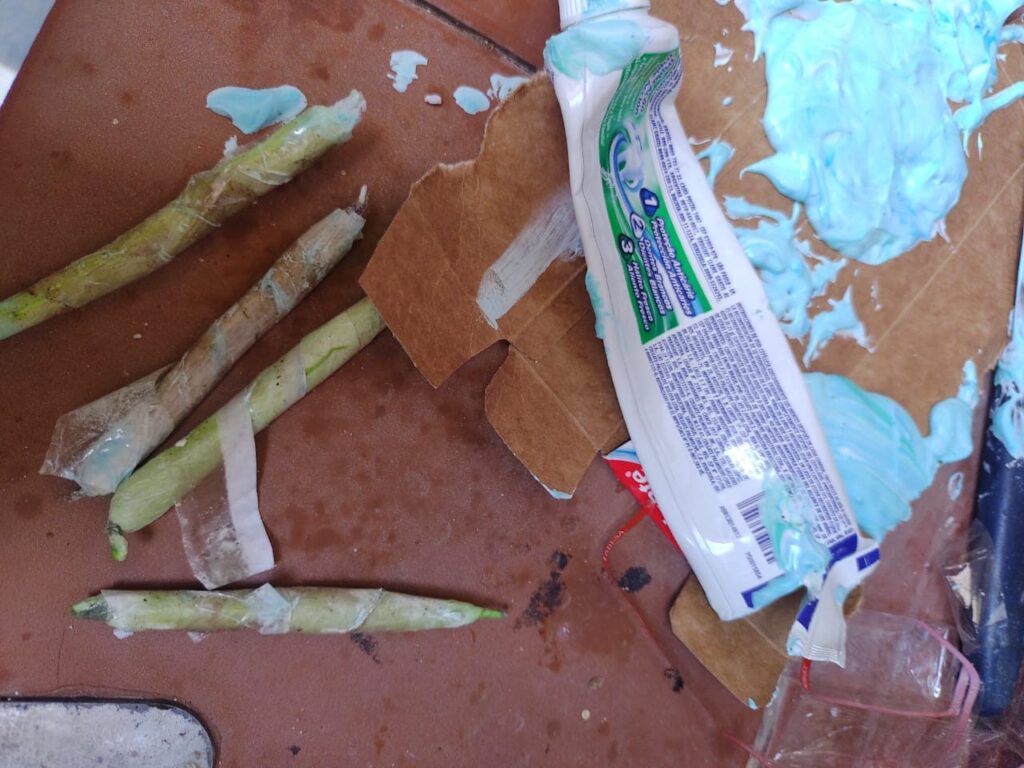 72C6B40B-56DF-436E-9B18-81A57708625E