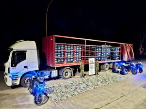 365F9B19-0AFC-4947-8D97-35102C57749C