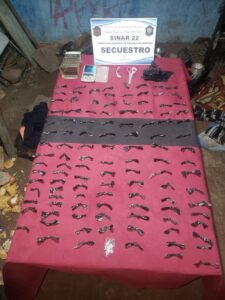 F0C0834E-2EF0-4C2F-AFEB-07EDD7770E0D