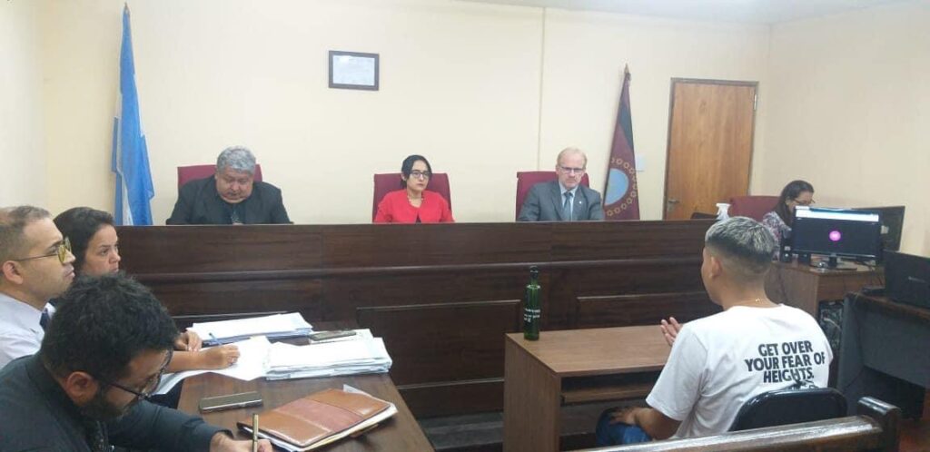 0FB044DA-F150-482F-8AE0-CB62CFDC9684