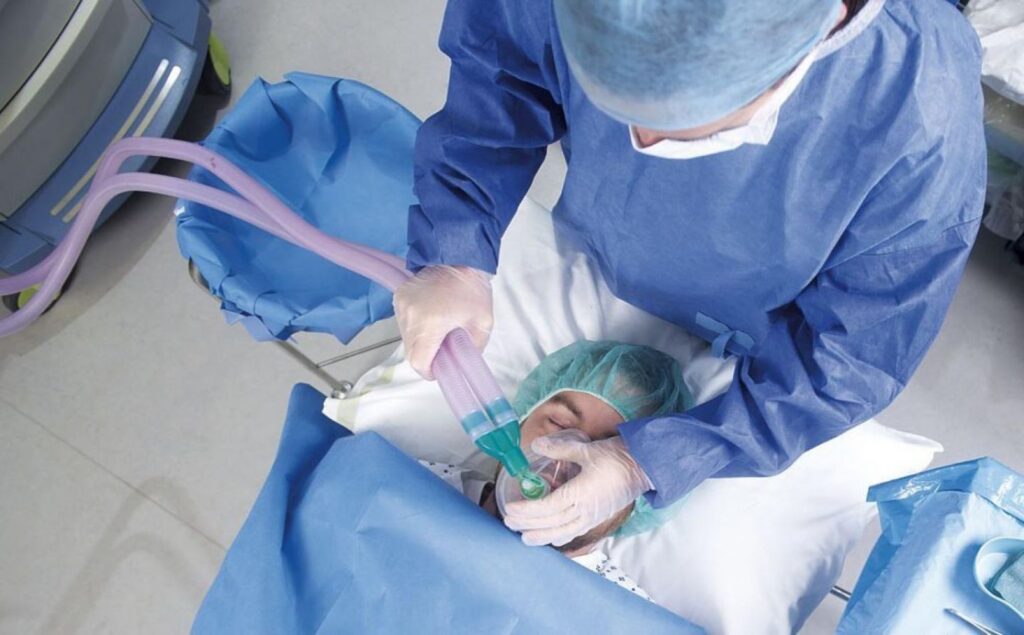 F8C4C12B-27D0-4A06-BDC9-296C7BB740F6