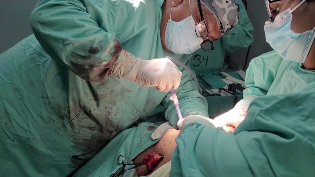 E0A906FE-971B-4AD6-A426-301DBF4C5919