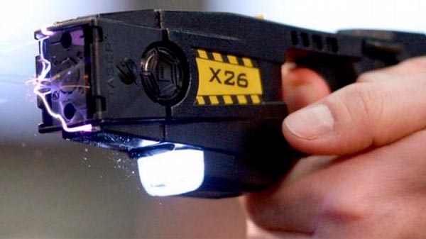 PISTOLAS TASER