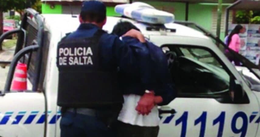 LADRONES