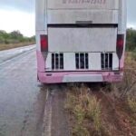 Pudo ser una tragedia: se le salieron las dos ruedas traseras a un colectivo que hacía un recorrido en el norte salteño