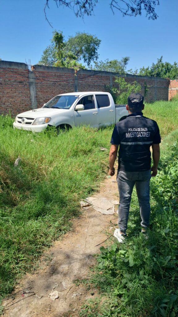 CAMIONETA ROBADA
