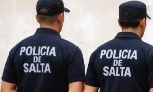 POLI DETENIDOS